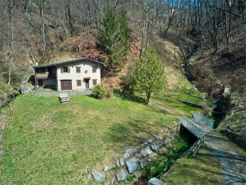Rustico da favola a Bogno (Val Colla-Lugano) (4)