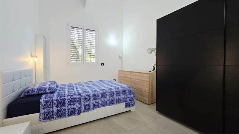 Moderna villetta bifamiliare con 2 appartamenti (11)