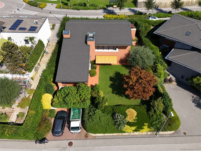 Villa di prestigio, privacy, giardino, possibilità piscina (12)