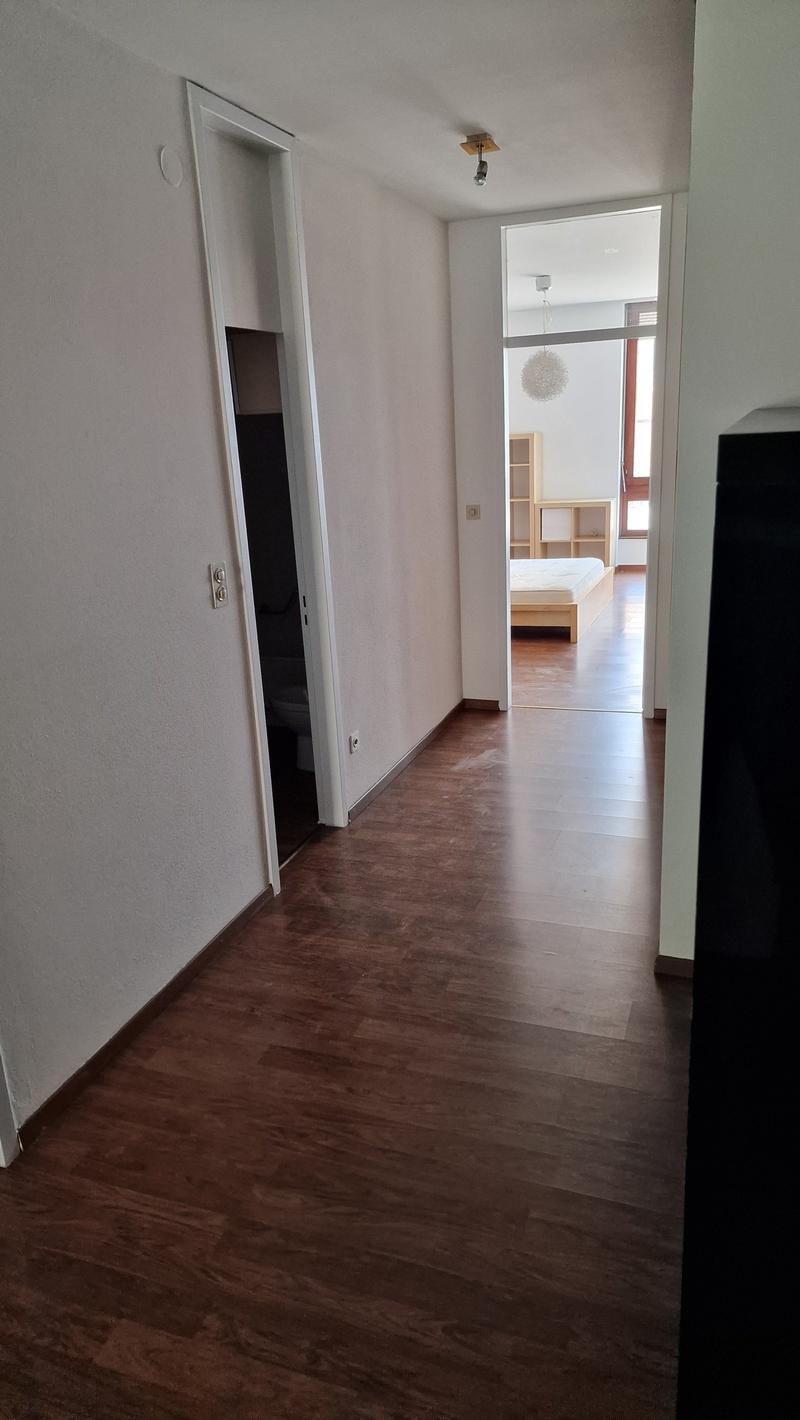 AFFITTASI Appartamento semi arredato di 2.5 locali a Lugano-Cassarate, posizione strategica (6)