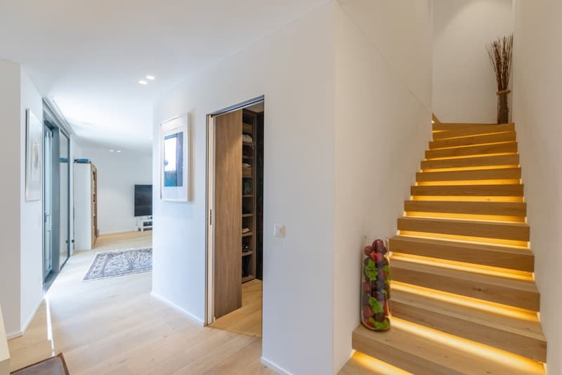 Splendido appartamento duplex di 4.5 locali di recente costruzione  a Comano (8)
