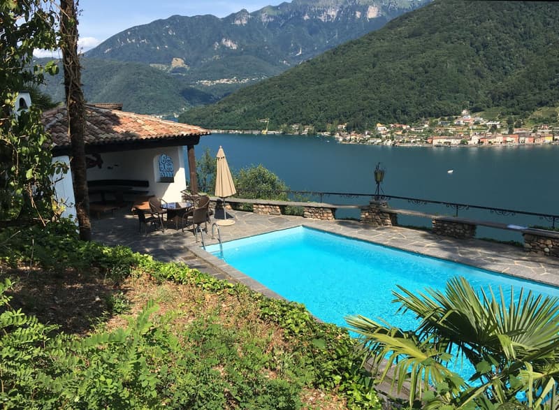 Villa ticinese con vista lago e piscina esterna/ Tessiner Villa mit Seesicht +Pool, Vico Morcote (2)