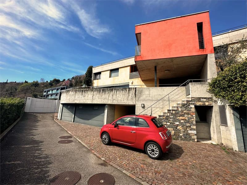 Ampia e Luminosa villa di testa con imperdibile vista lago - Rent to b (11)