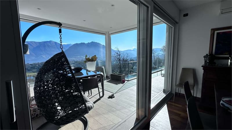Attico Esclusivo con terrazzo panoramico e Vista sui Due Laghi (7)