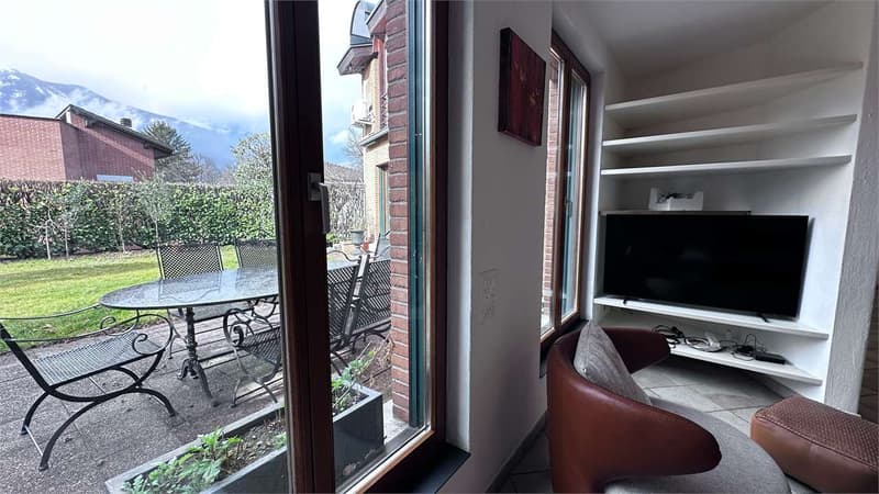 In zona Riservata e nella Natura SIGNORILE VILLA con giardino e bosco (7)