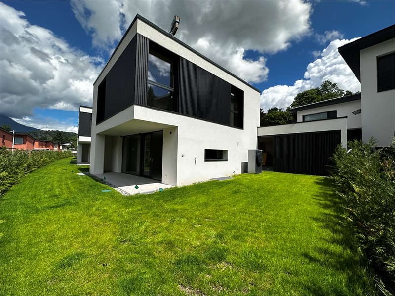 NUOVA VILLA BIFAMILIARE IN ZONA RISERVATA (1)
