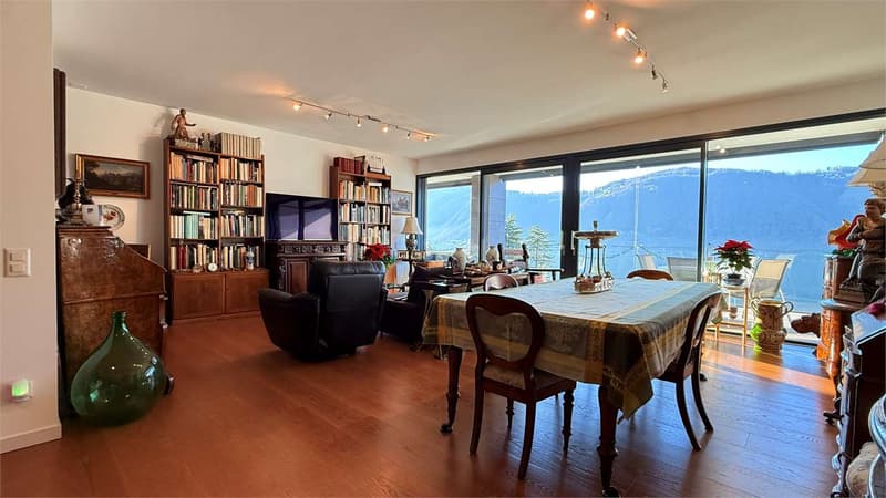 Esclusivo 3.5 locali con ampia terrazza e vista lago (4)