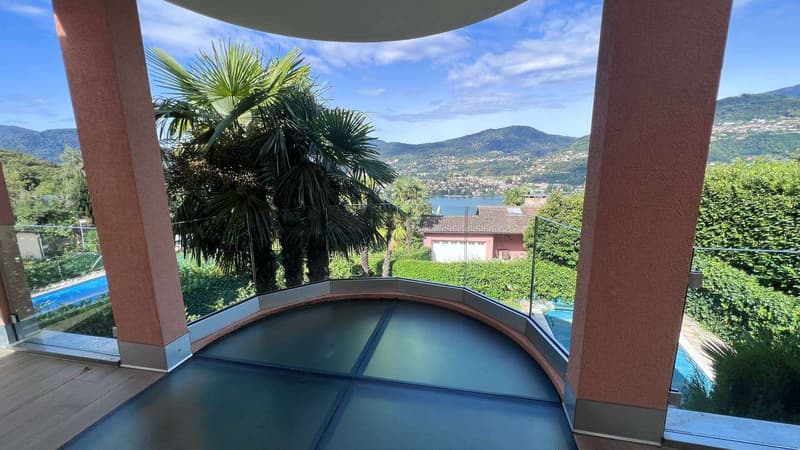 Favolosa Villa vista lago con piscina e giardino (4)