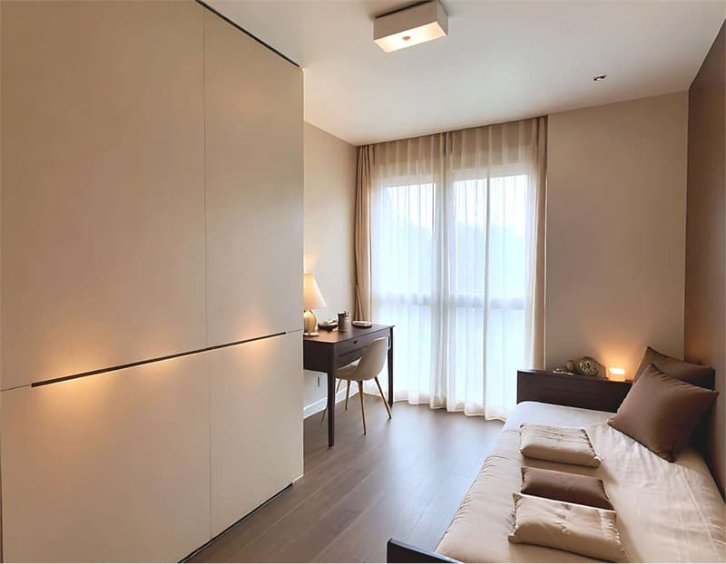 Moderno 4,5 con grande terrazzo (7)