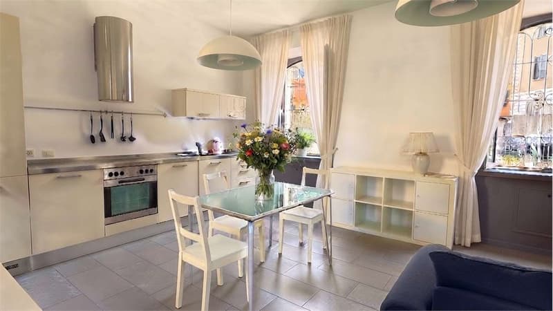 Incantevole Appartamento 2,5 locali con giardino e posto auto (2)