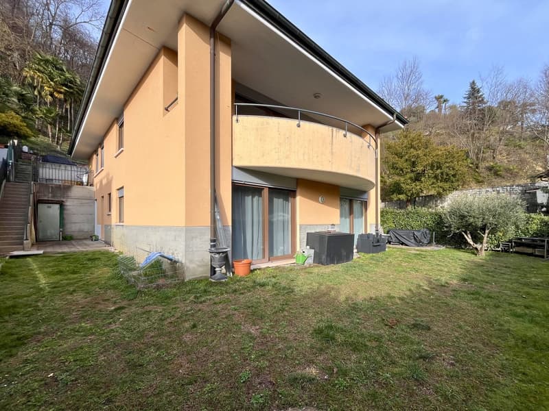 VILLA CON DUE APPARTAMENTI E PARCO PRIVATO A FIGINO (10)
