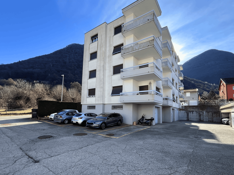 Palazzina residenziale con 12 appartamenti – Arbedo (6)