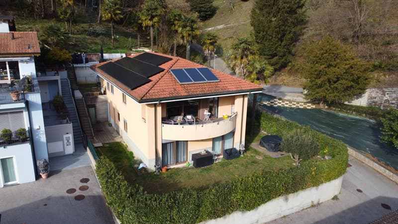 VILLA CON DUE APPARTAMENTI E PARCO PRIVATO A FIGINO (2)