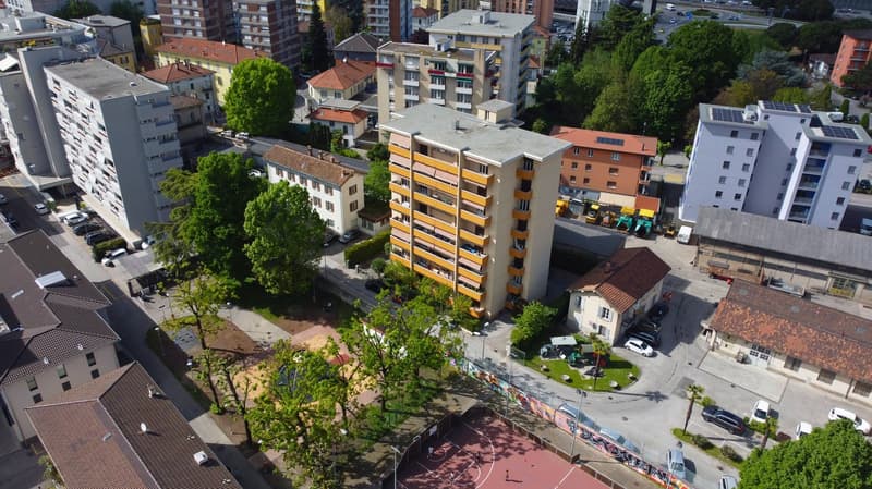 Affittasi luminoso 3.5 in centro Chiasso, in posizione strategica e ben servita (3)