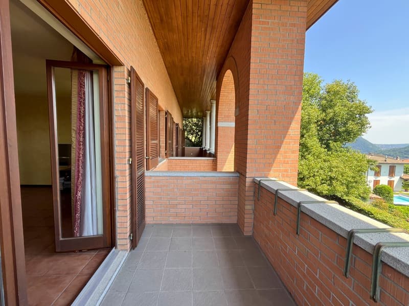 Incantevole Villa a Vacallo – 5.5 nel verde con vista panoramica (5)