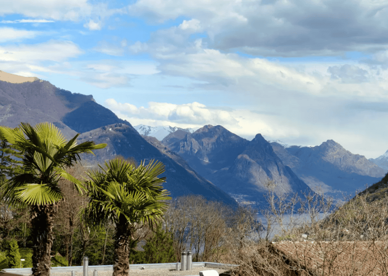 Bilocale arredato con balcone panoramico – Agra, Collina d’Oro (8)