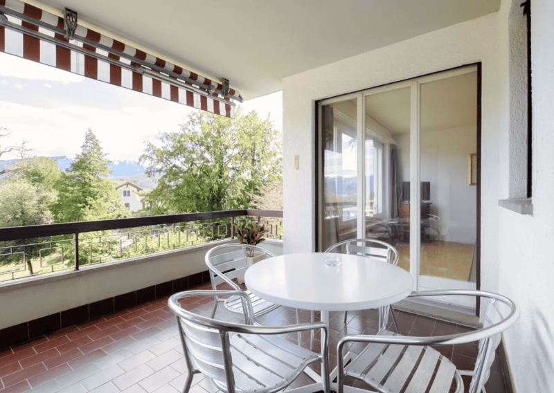 Bilocale arredato con balcone panoramico – Agra, Collina d’Oro (2)