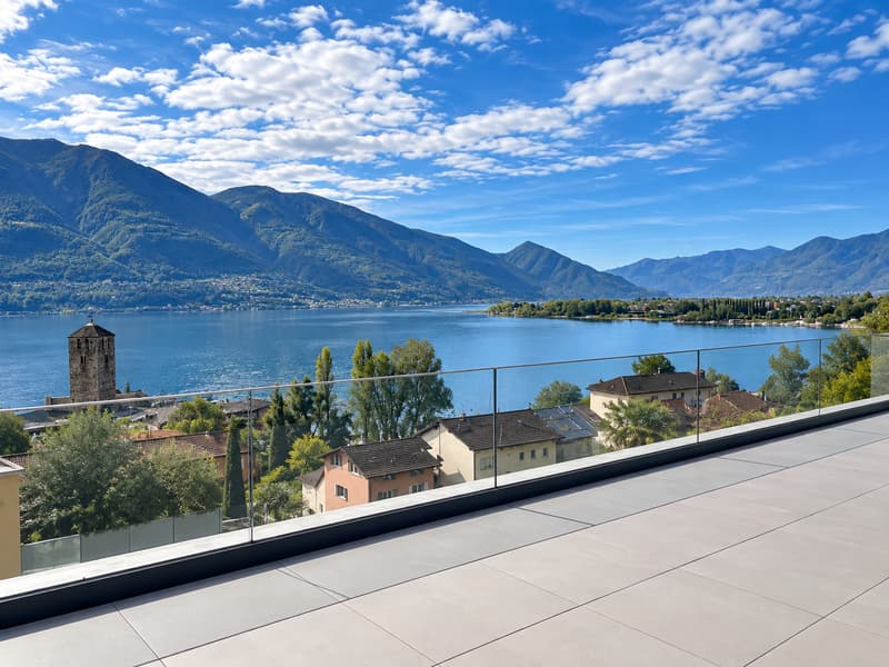Esclusivi attici di nuova costruzione con grande terrazza e vista lago (3)