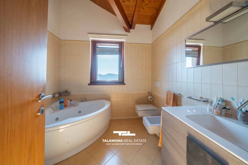 Apartment with Lake View - Campagnano (12)