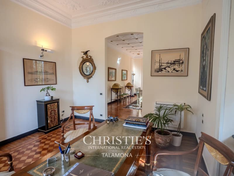 Villa historique avec vue sur mer à Gênes (13)