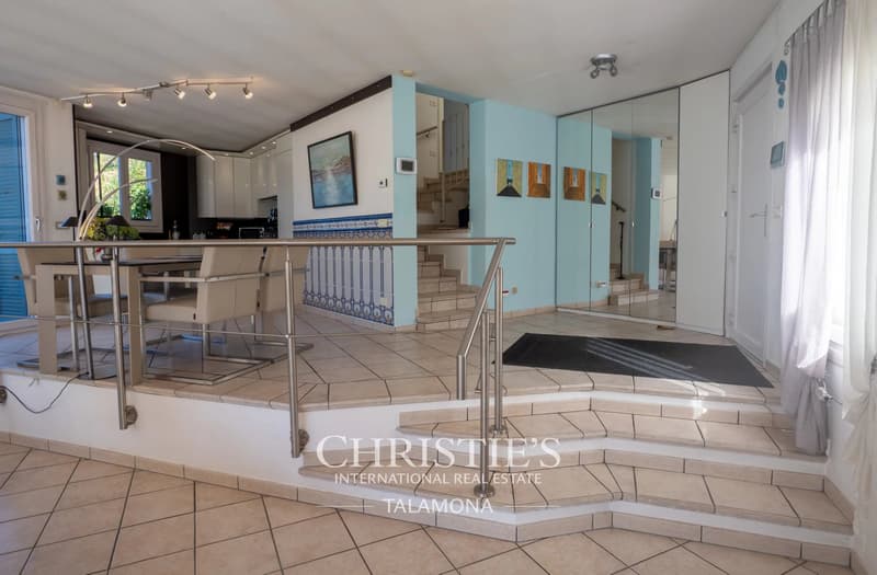 Villa mit Seeblick und Pool ? Tronzano Lago Maggiore (11)