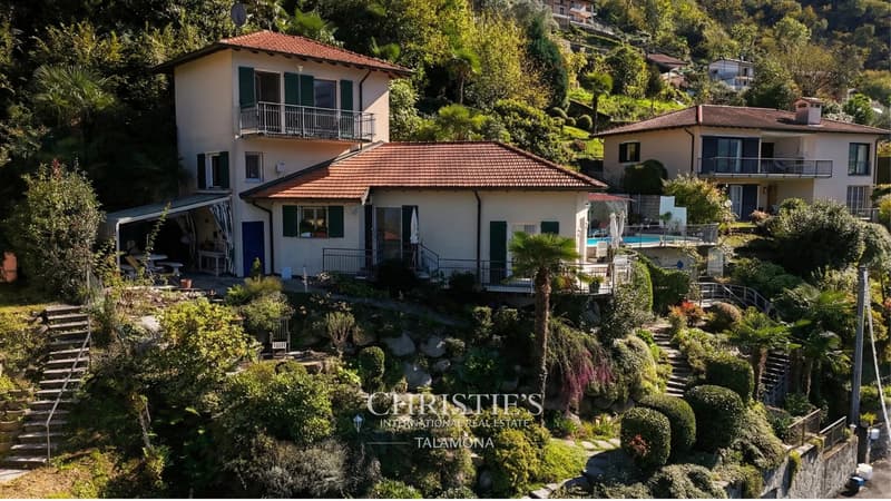 Villa mit Seeblick und Pool ? Tronzano Lago Maggiore (4)