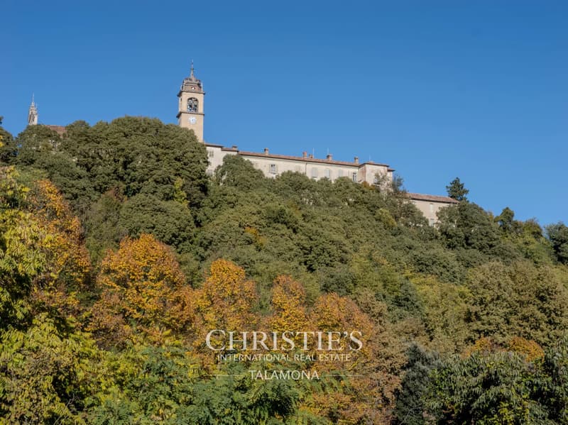 Weingut mit Weinbergen und Landhaus im Monferrato ? Serralunga di Crea (6)