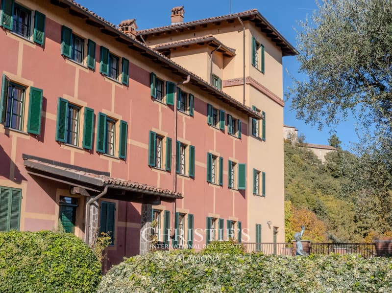 Weingut mit Weinbergen und Landhaus im Monferrato ? Serralunga di Crea (13)
