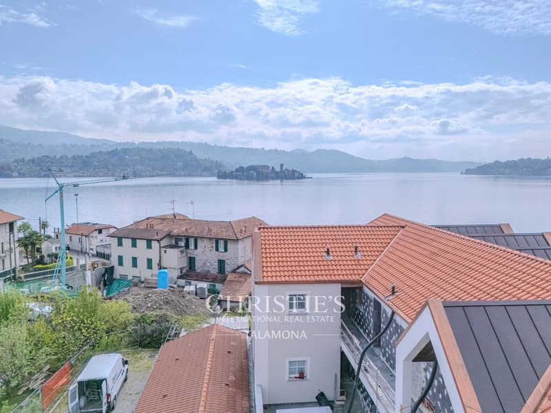 Luxusresidenz am Lago d'Orta ? Dreizimmerwohnung mit Privatgarten (2)