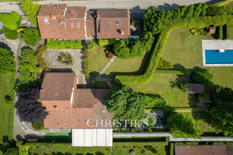 Historisches Anwesen Inmitten von Grün in Oleggio (4)
