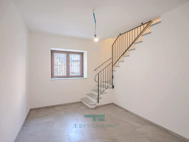Appartement rénové sur deux niveaux dans le village de Nasca (13)