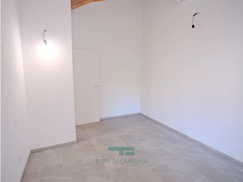 Appartement rénové sur deux niveaux dans le village de Nasca (9)