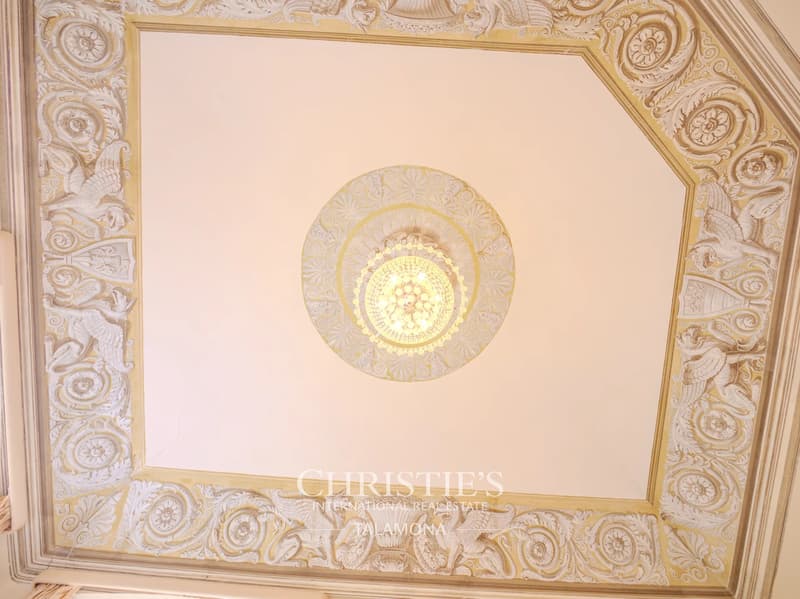 Renovierte Wohnung in Historischer Villa mit Garten und Meerblick ? Genua (11)