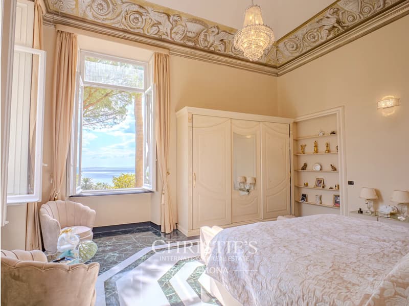Elegante Residenz in Historischer Villa mit Park, Pool und Meerblick ? Genua (12)