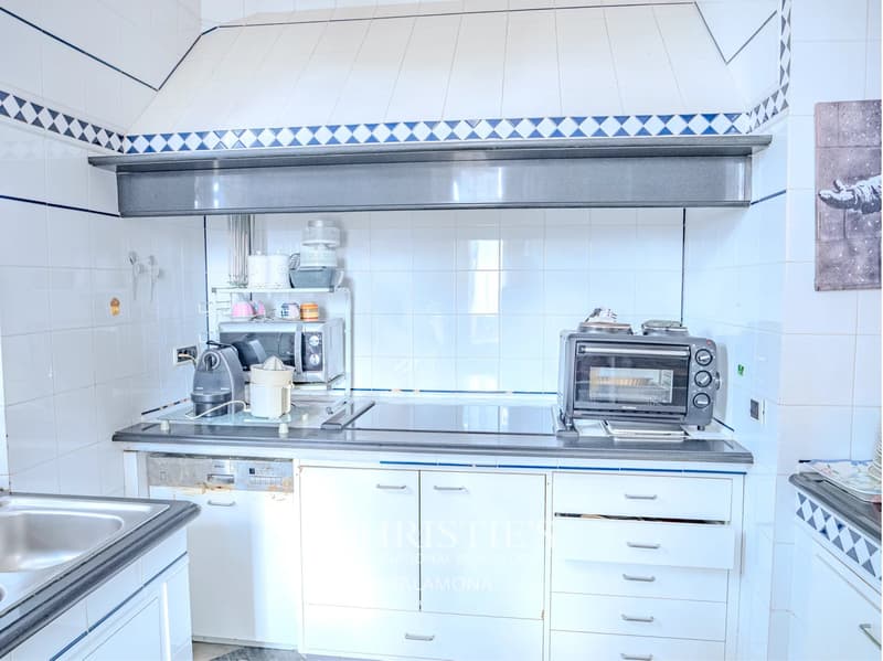 Edles Appartement in Villa mit Infinity-Pool, Garten und Meerblick ? Genua (12)