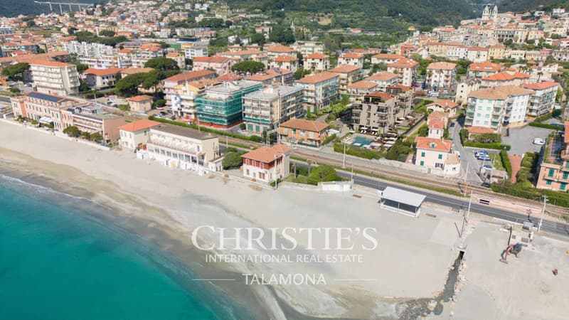 Penthouse mit Meerblick, 30 Meter vom Strand ? Borgio Verezzi (8)