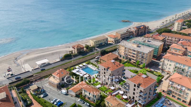 Penthouse mit Meerblick, 30 Meter vom Strand ? Borgio Verezzi (Privatverhandlung) (12)