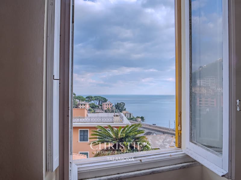 Elegante Villa zur Renovierung mit Meerblick in Zoagli (9)