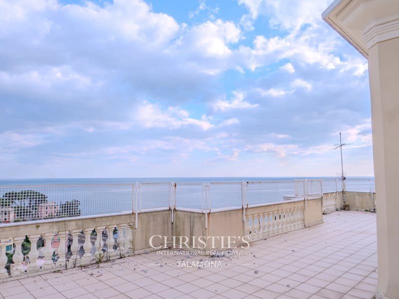 Elegante Villa zur Renovierung mit Meerblick in Zoagli (5)