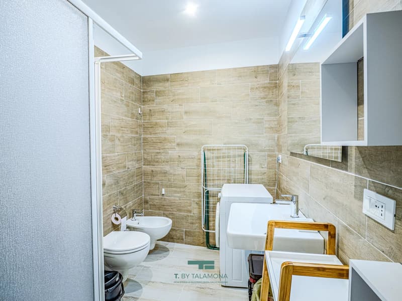 Zweizimmerwohnung im Zentrum von Porto Valtravaglia (9)