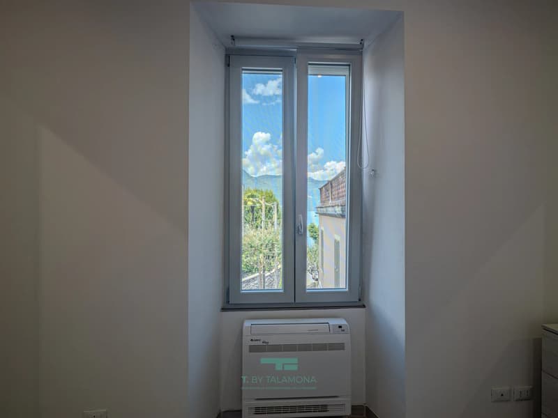 Kürzlich renovierte Zweizimmerwohnung im Zentrum von Porto Valtravaglia (7)