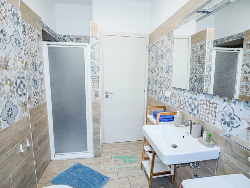 Zweizimmerwohnung im Zentrum von Porto Valtravaglia (13)
