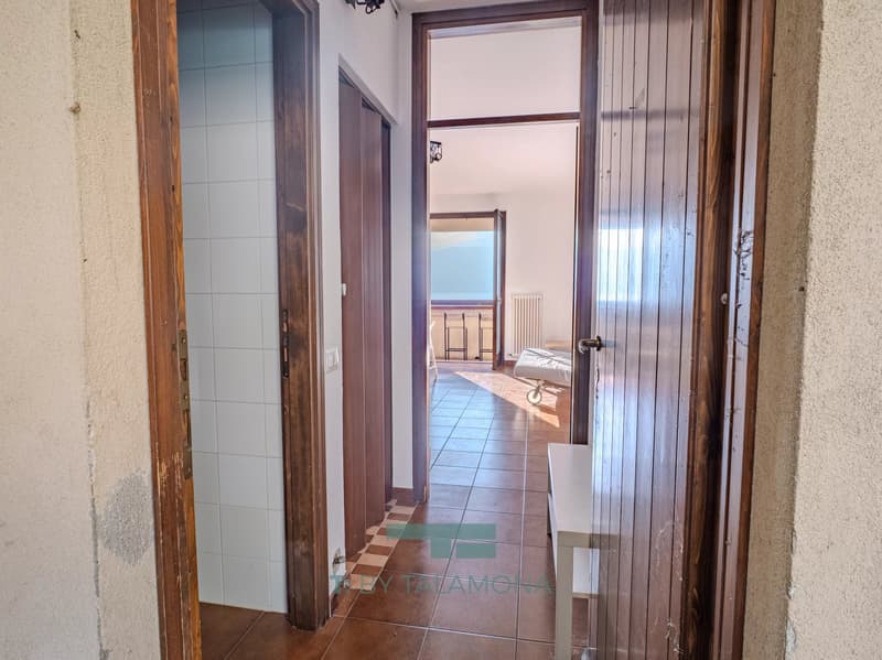 Cerro, Laveno Mombello ? Studio-Wohnung mit Balkon (9)
