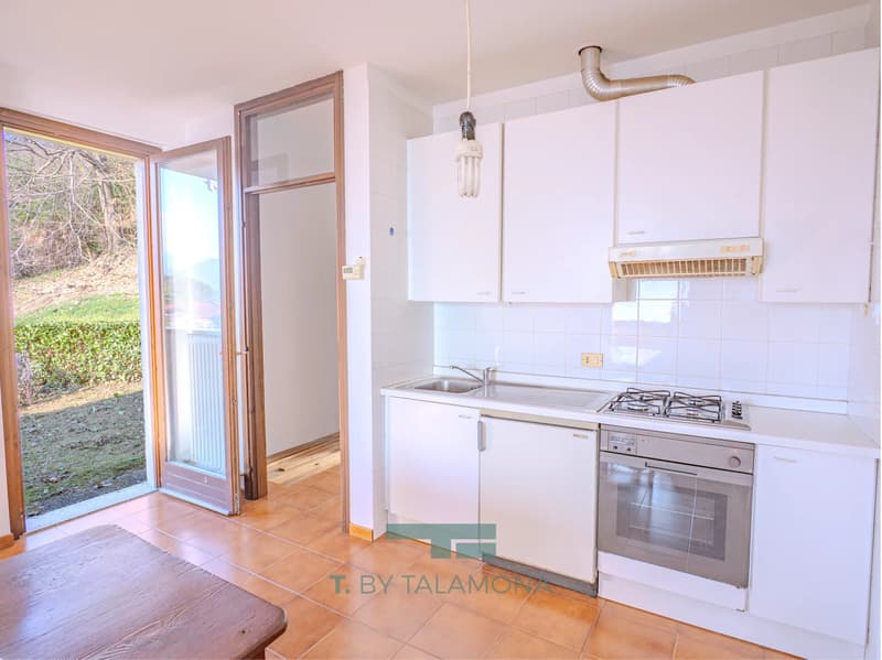 Studio-Apartment mit Garten und Balkon mit Seeblick in Cerro, Laveno Mombello (6)