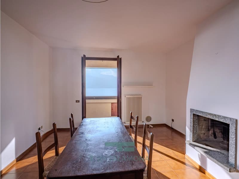 Studio-Apartment mit Garten und Balkon mit Seeblick in Cerro, Laveno Mombello (4)