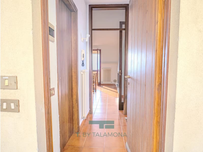 Studio-Apartment mit Garten und Balkon mit Seeblick in Cerro, Laveno Mombello (11)