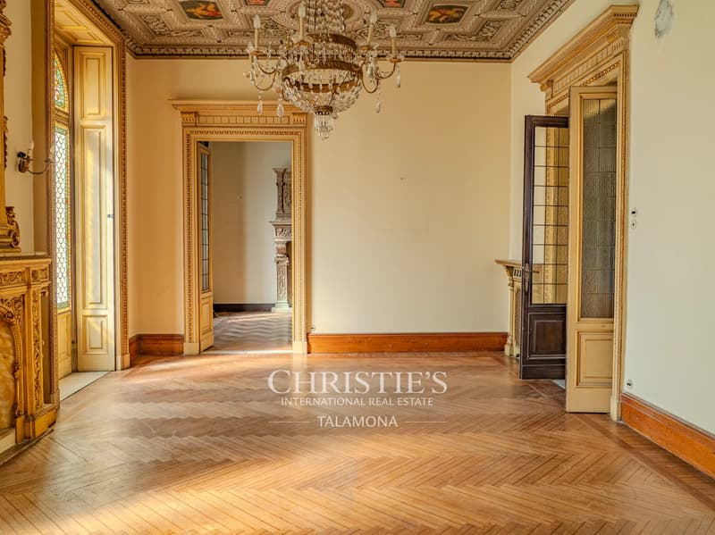 Historische Villa-Wohnung mit großzügigen Terrassen in Castelletto (8)