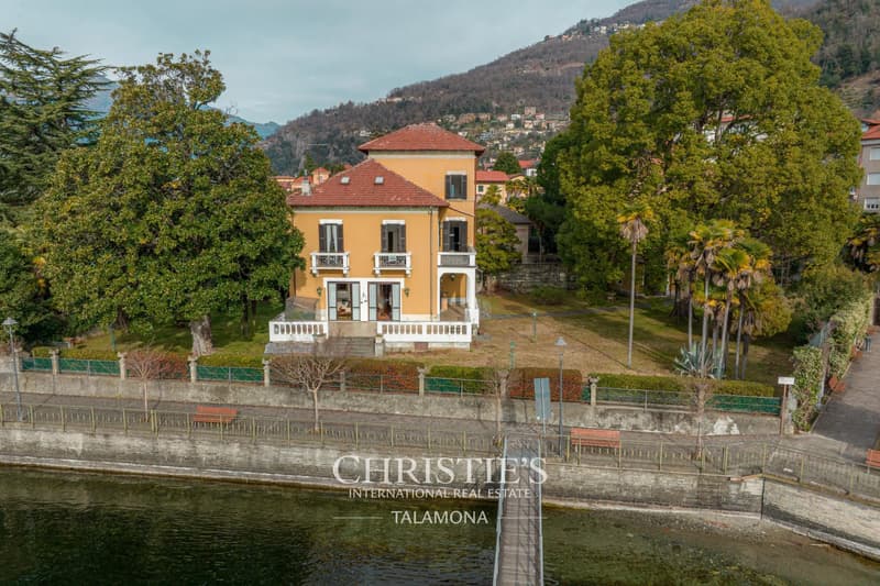 Seevilla mit Garten und direktem Wasserzugang am Lago Maggiore, Maccagno (9)