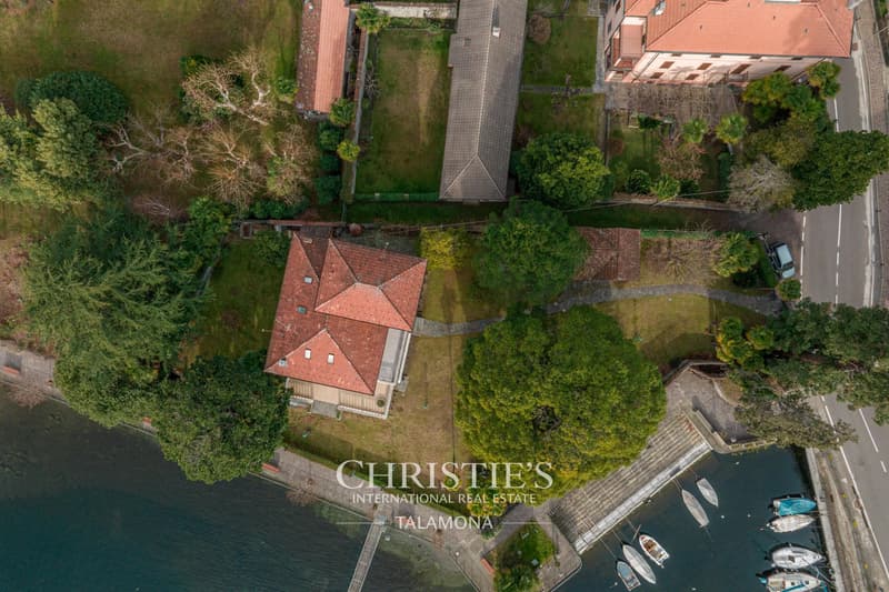 Seevilla mit Garten und direktem Wasserzugang am Lago Maggiore, Maccagno (8)