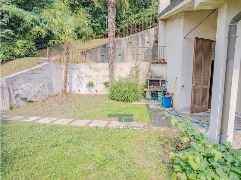 Studio-Apartment mit Privatgarten und herrlichem Seeblick in Cerro di Laveno Mombello (5)